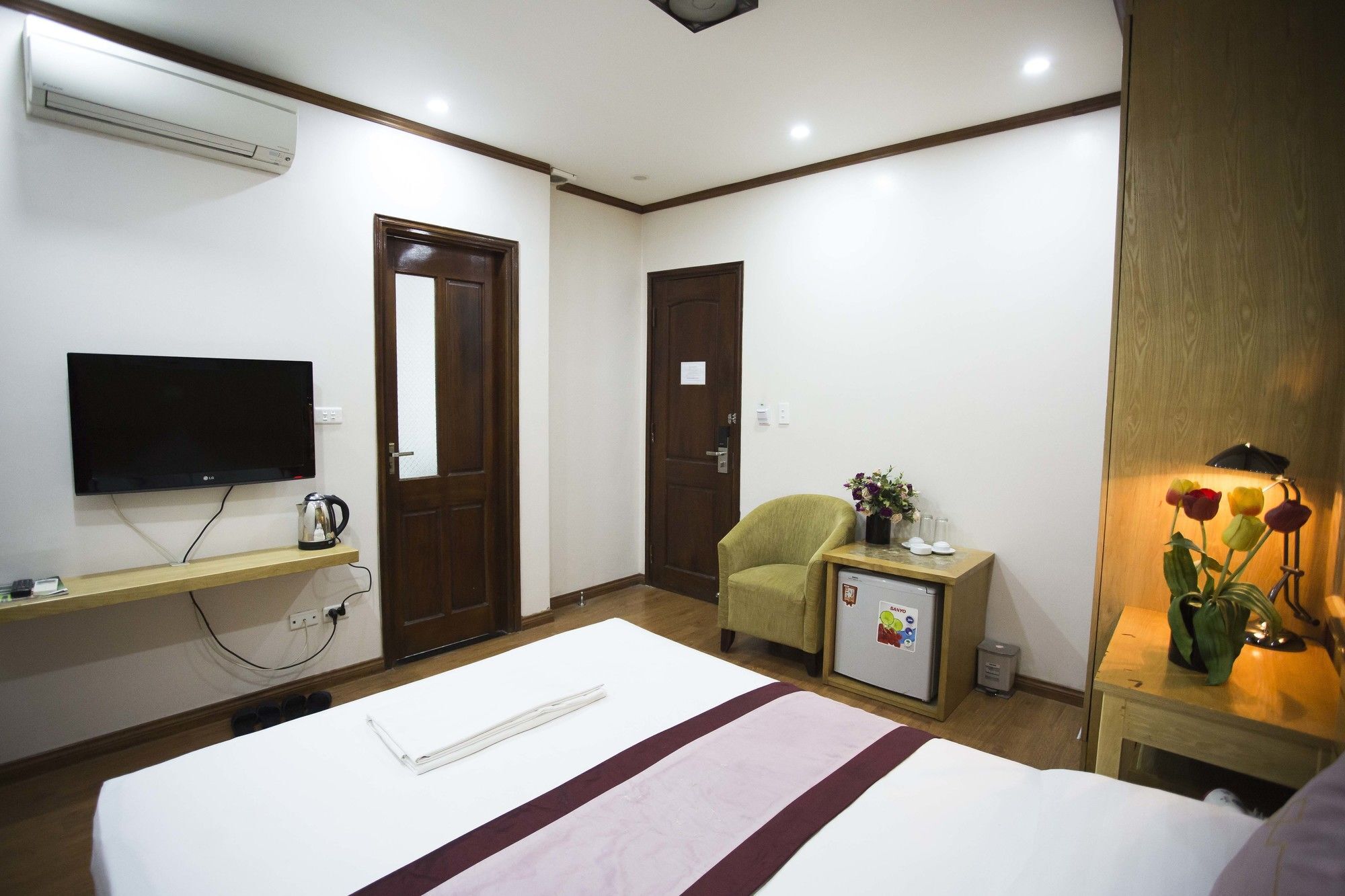 Hotel New Lotus 3*