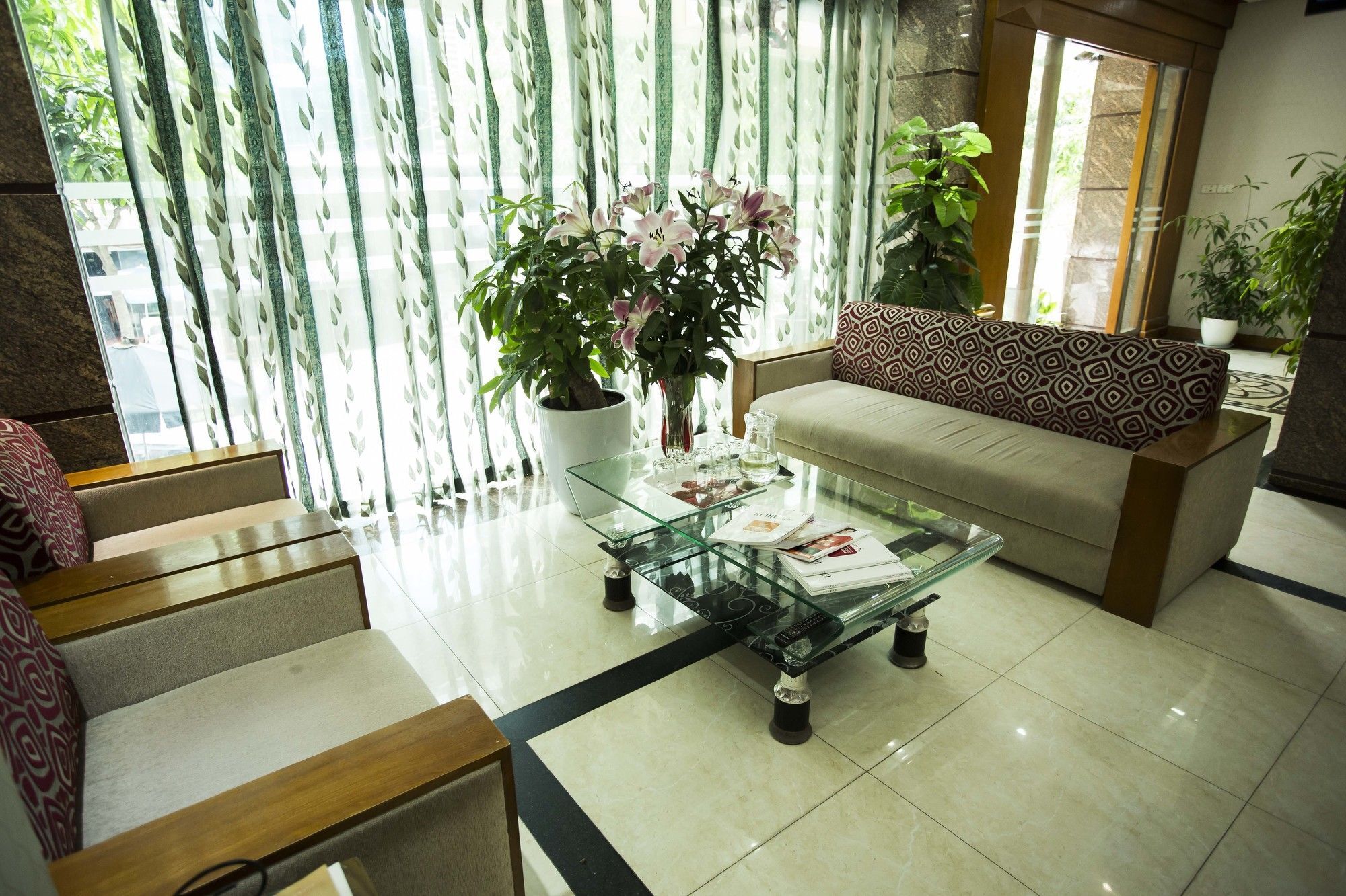 Hotel New Lotus 3*